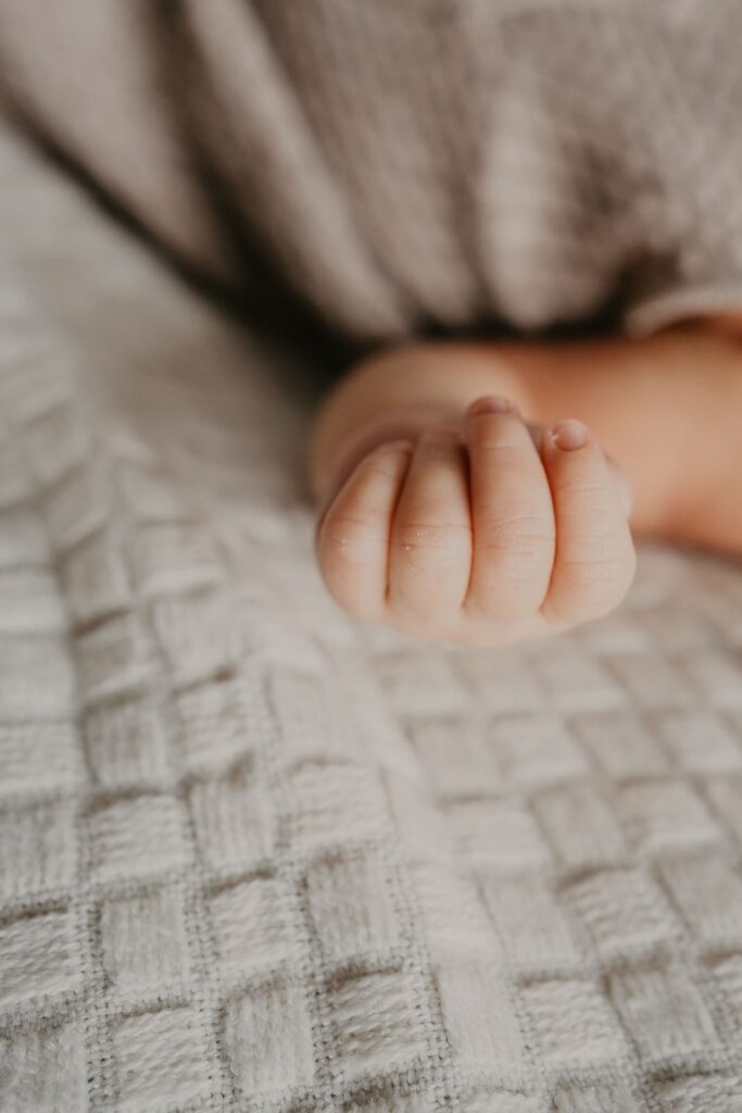 Newbornshooting_Baby_hamburg_elmshorn_Familienfotografin Anna-Lena Schaper