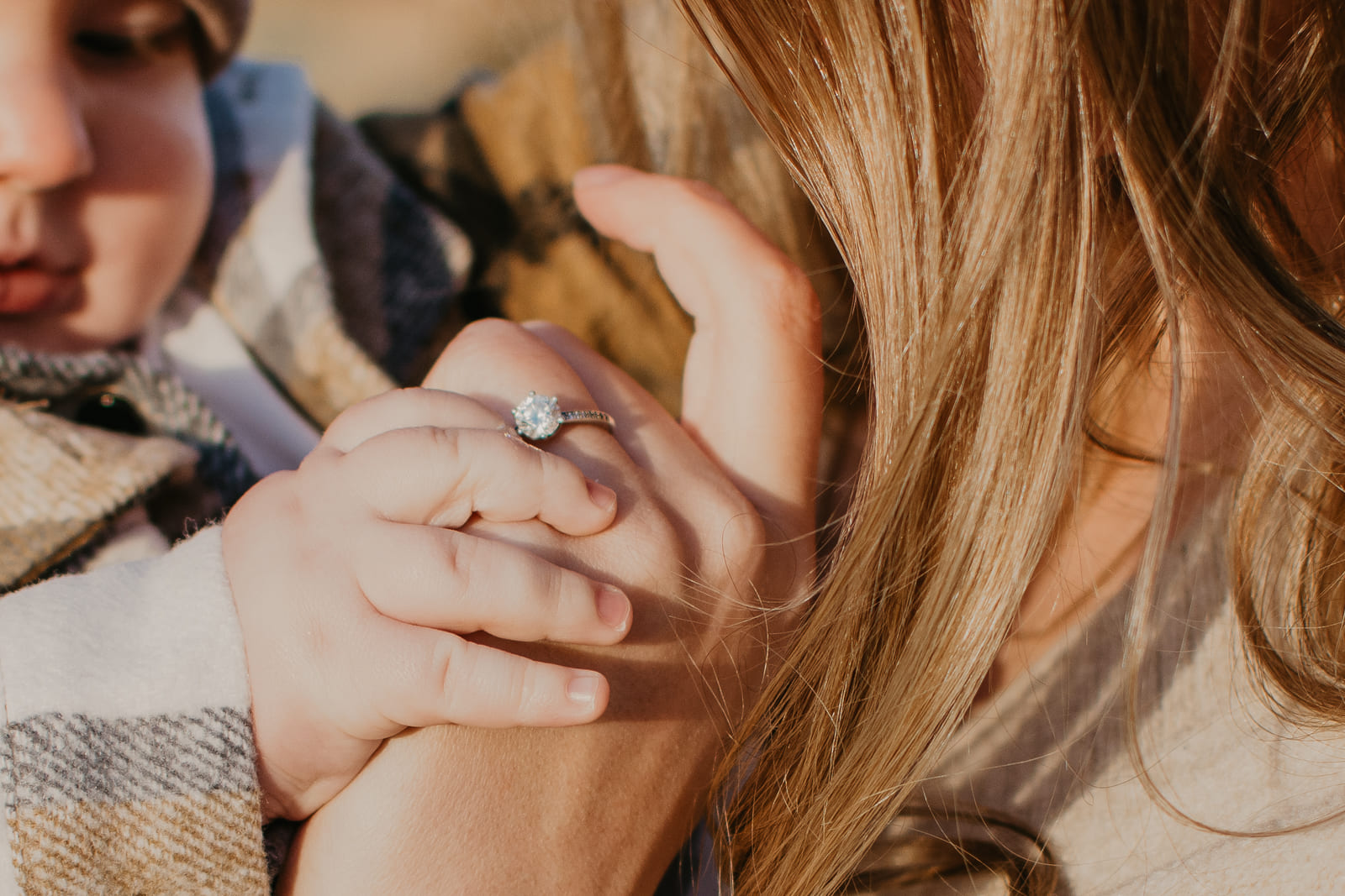 Familie_hamburg_Elmshorn_Familienfotoshooting_fotoshooting_Anna-Lena Schaper